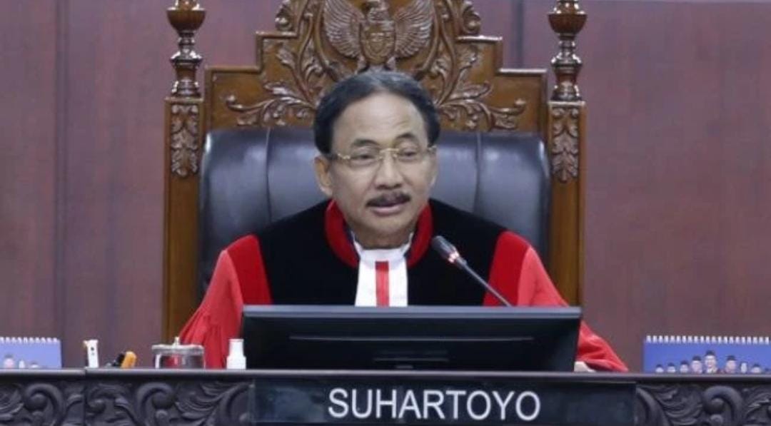 MK Nyatakan Permohonan Uji Materi yang Diajukan Roy Suryo Cs Tidak Dapat Diterima